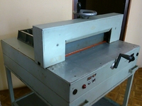 Продам электромеханическую гильотину Ideal 52 Б/У